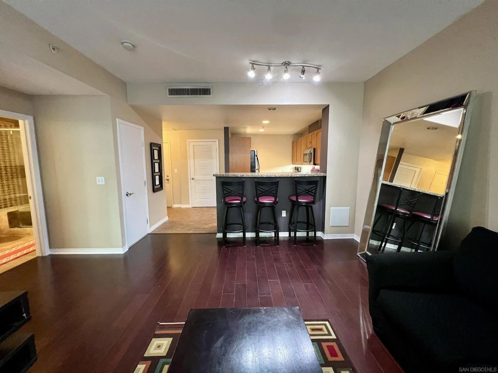 530 K St. 201, DOWNTOWN