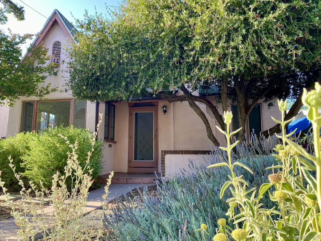 2019 Norwalk Avenue, Los Angeles