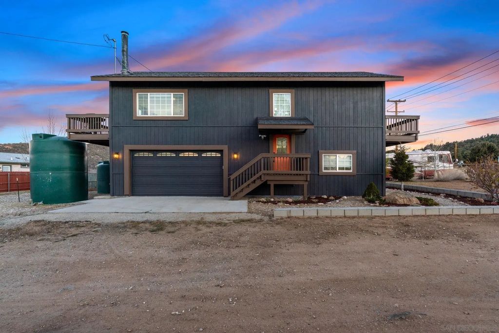 1842 Baldwin Lake Rd, Big Bear City