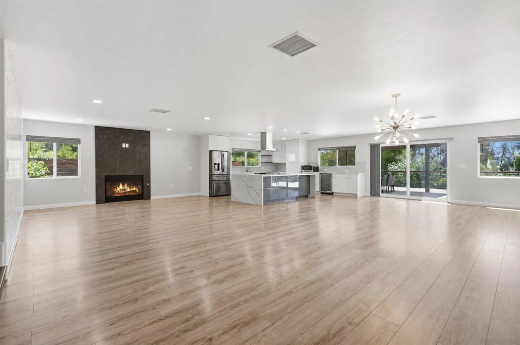 907 Seph Way, Escondido