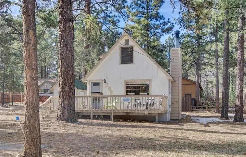 298 Maple, Sugarloaf