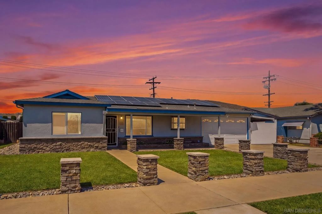 936 Spinel Ave, El Cajon