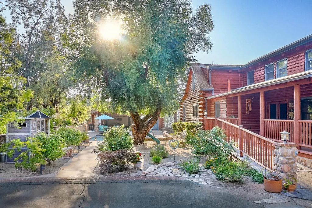 12052 Sky View Dr, Valley Center