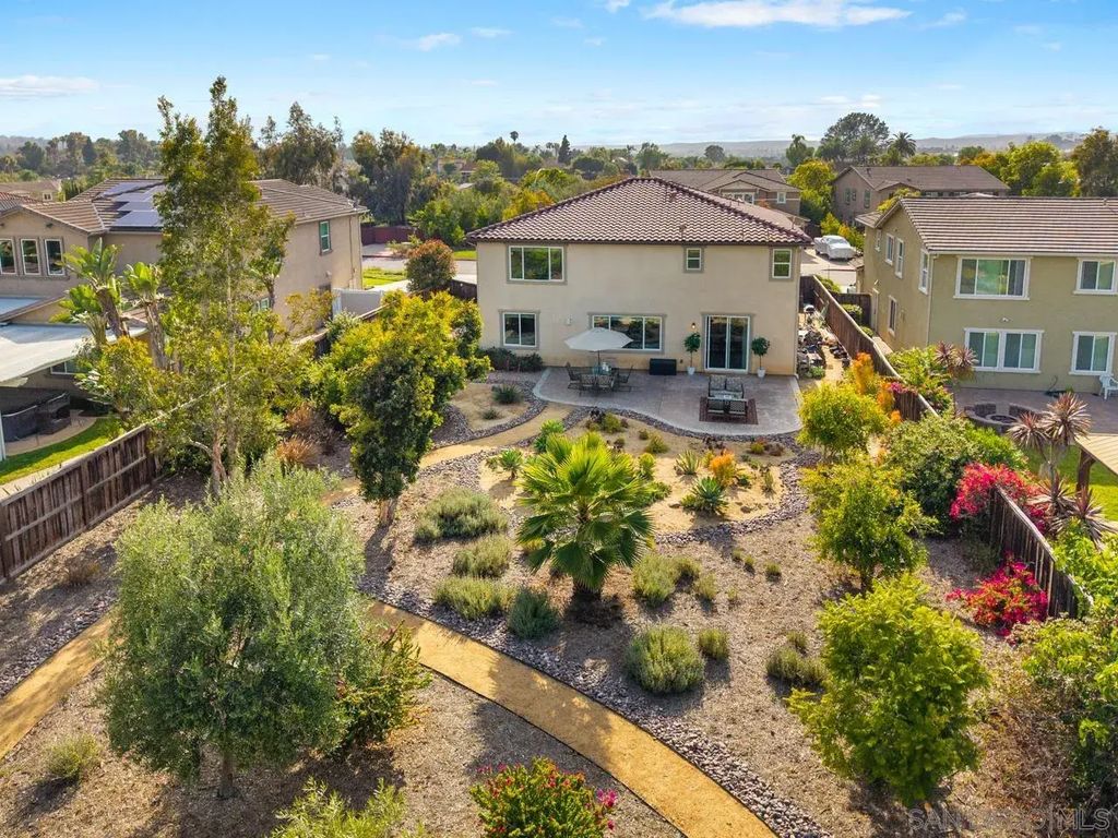 5510 Lipizzaner Cir, Oceanside
