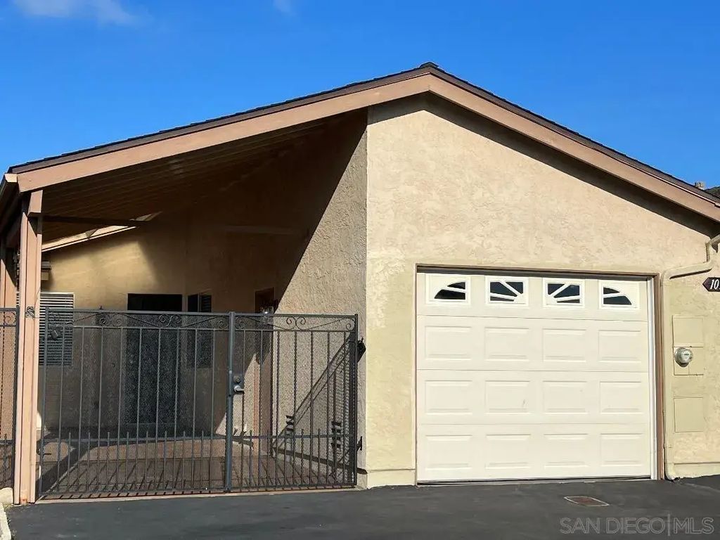 1030 Plover, Oceanside
