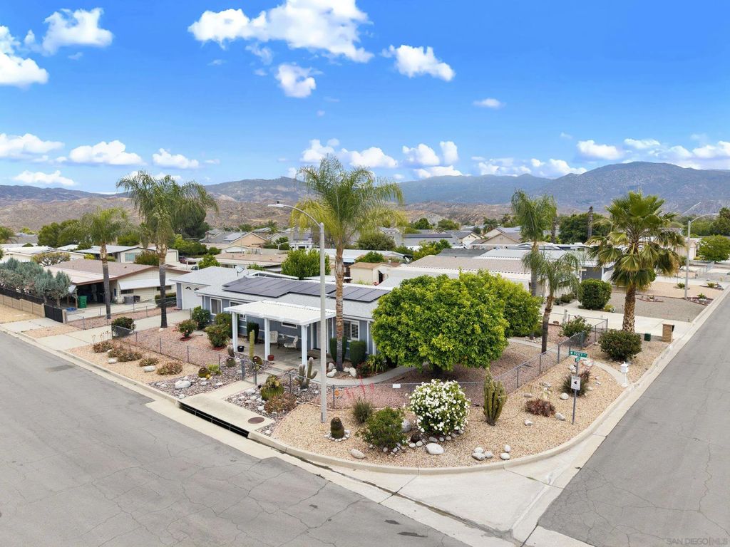 43548 Ange Ln, Hemet