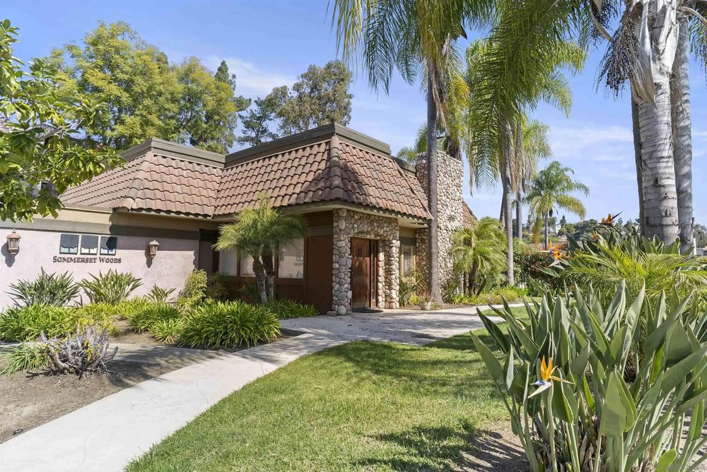 1417 N Broadway B, Escondido