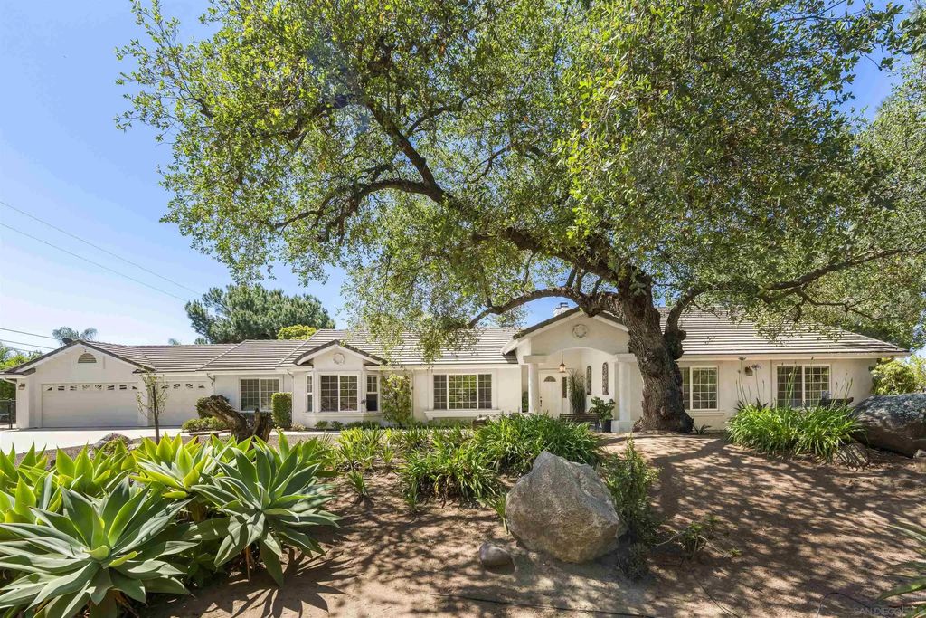 10525 Burned Oak Lane, Escondido