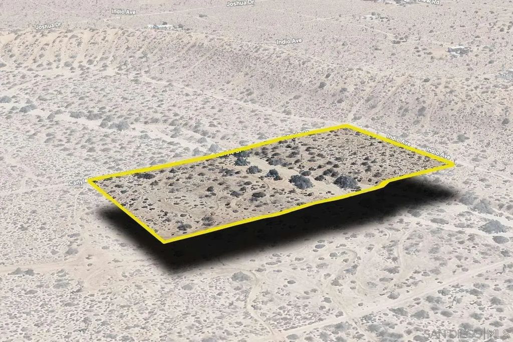 Carlyle Dr 24, Yucca Valley