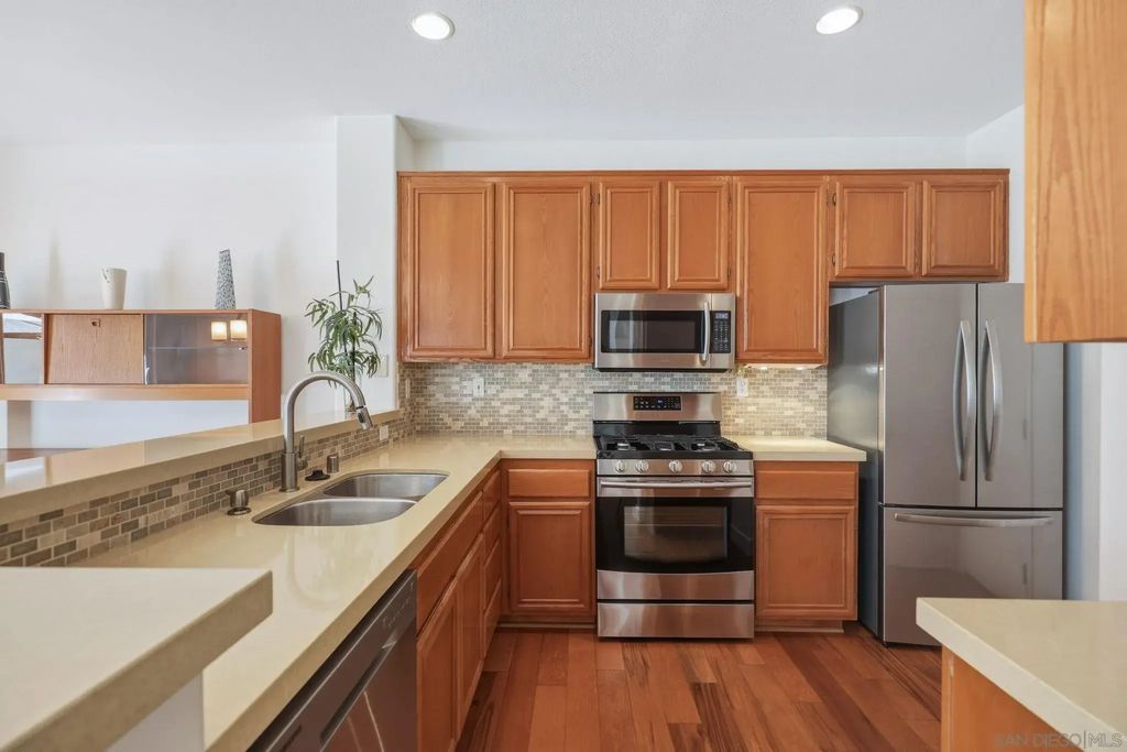9615 W Canyon 4, Stonecrest (892)