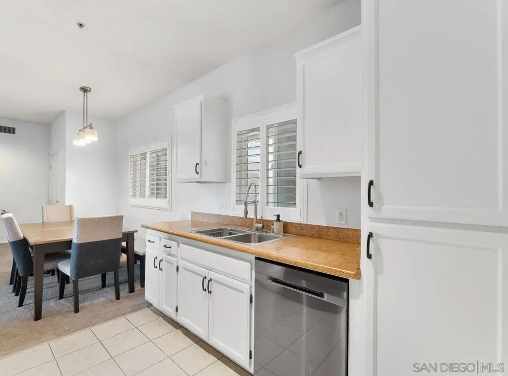 7647 Mission Gorge Rd Unit 3 3, Del Cerro (337)