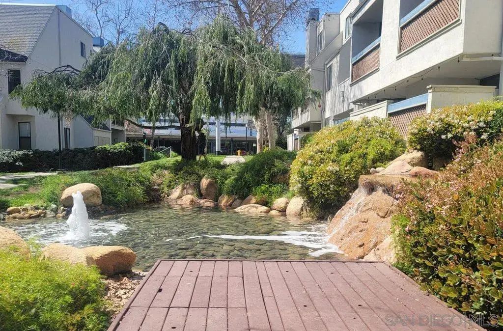 2226 River Run 164, MISSION VALLEY