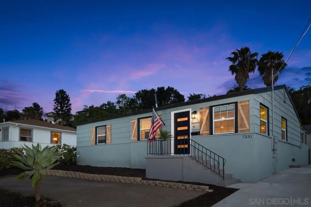 7231 Blackton Dr, La Mesa