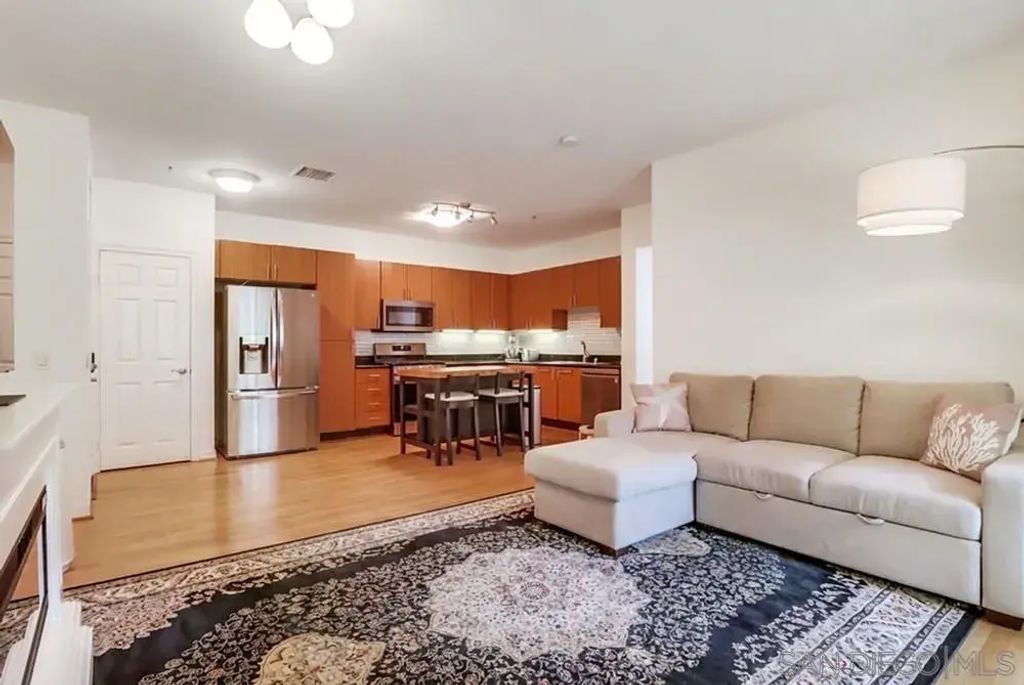 1465 C St 3509, Downtown (DT)