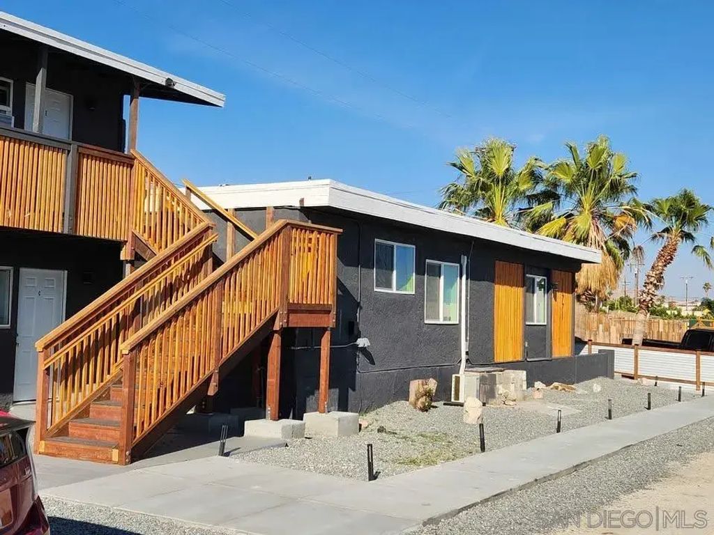 11771 Upland Way, Desert Hot Springs