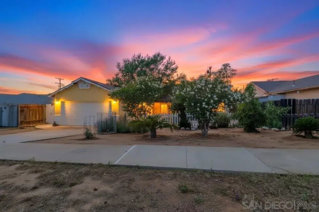 1284 Tangerine St, El Cajon