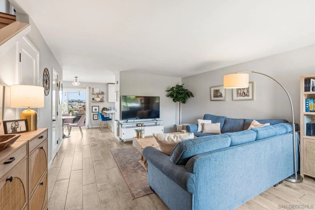 652 E Solana Circle, Solana Beach