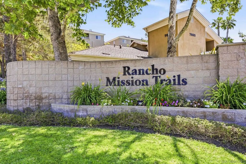7659 Mission Gorge 86, Del Cerro (337)