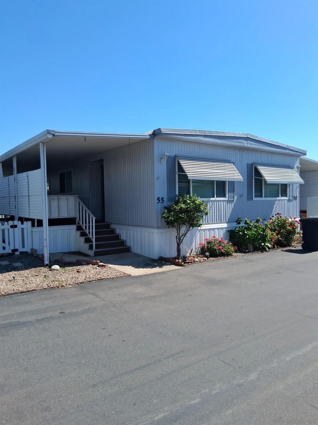11949 Riverside Dr. 55, Lakeside