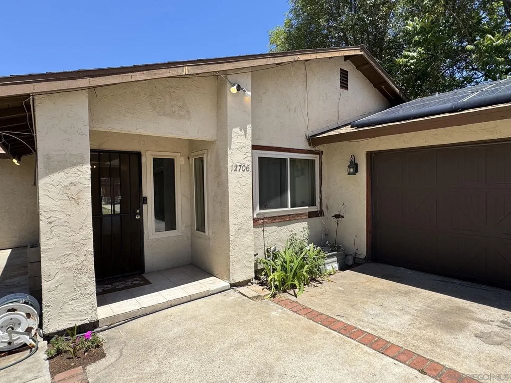 12706 Julian Ave, Lakeside