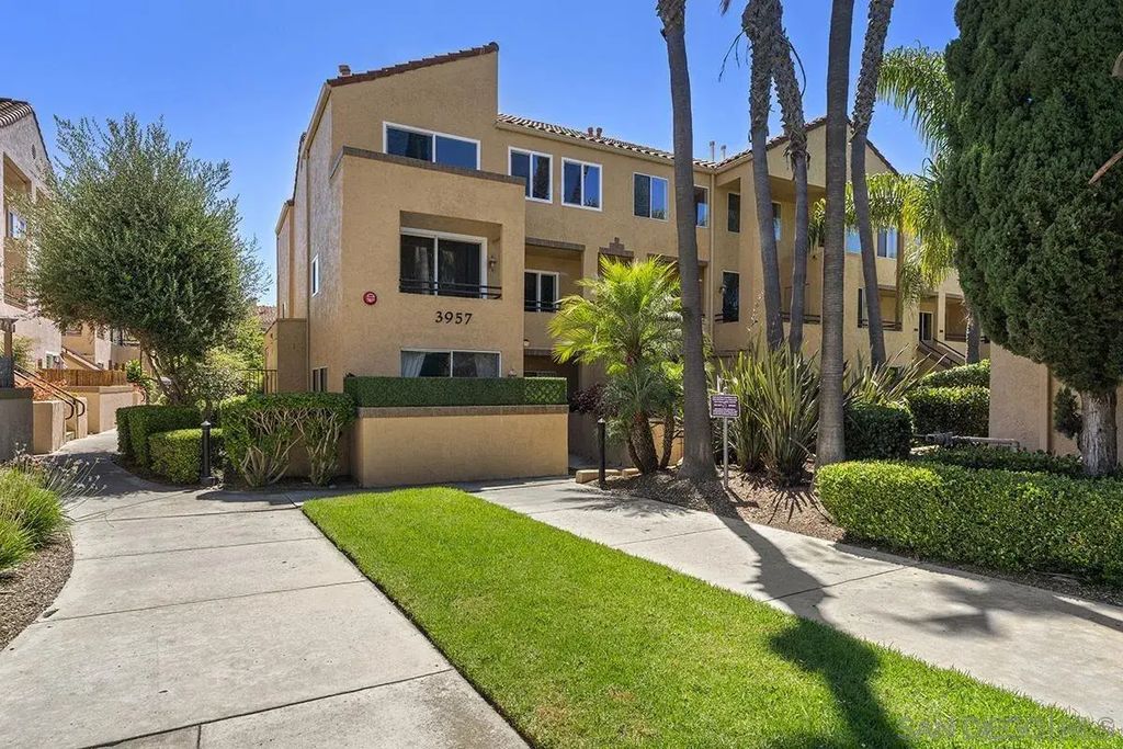 3957 Nobel Dr 208, UNIVERSITY CITY