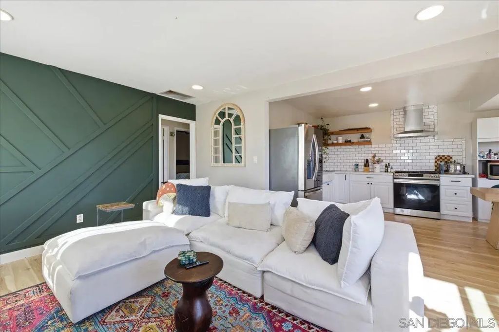5934 Dwight, EAST SAN DIEGO
