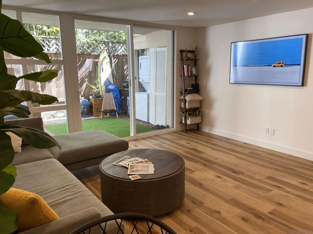 7602 1/2 Eads Ave, La Jolla