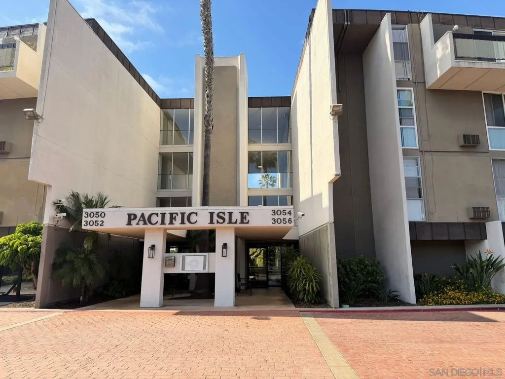3050 Rue Dorleans 370, POINT LOMA