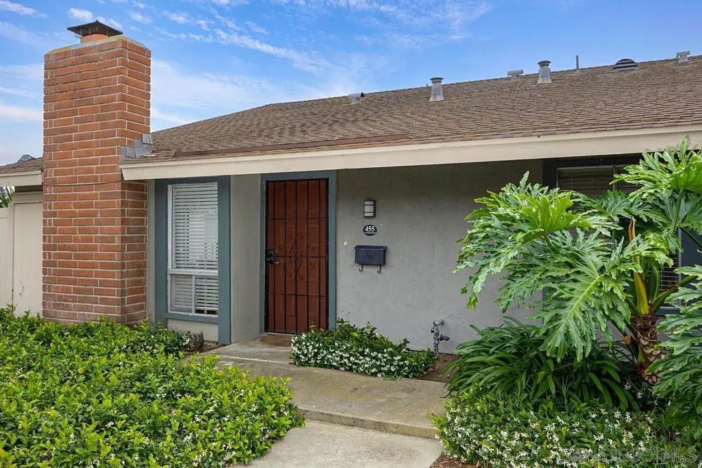 455 Los Arbolitos, Oceanside