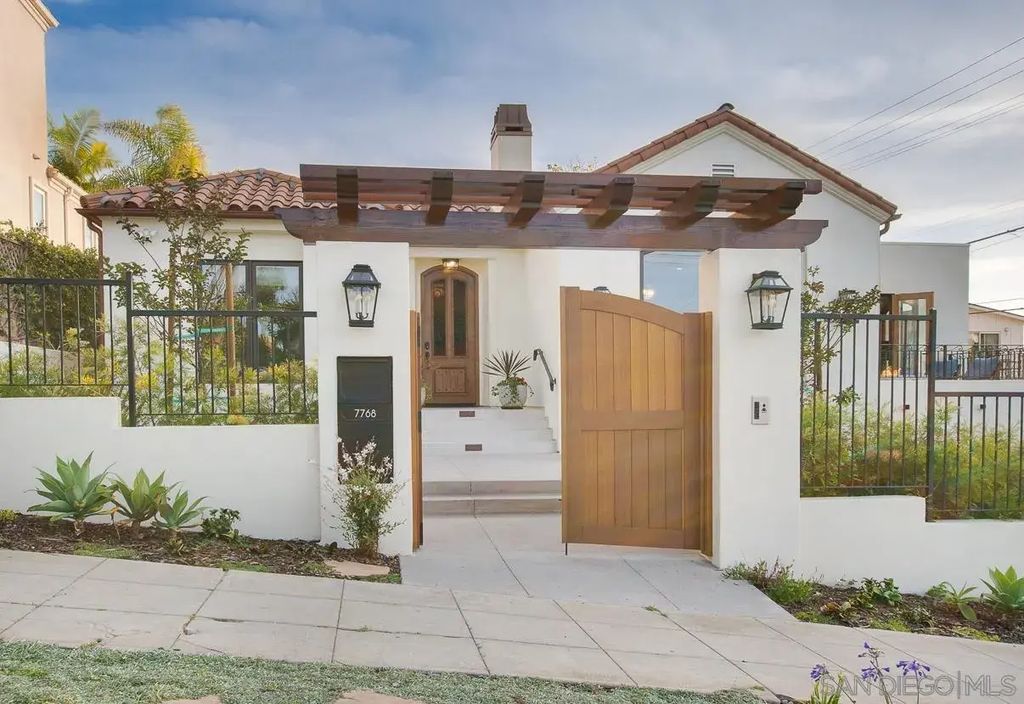 7768 Prospect Pl., La Jolla