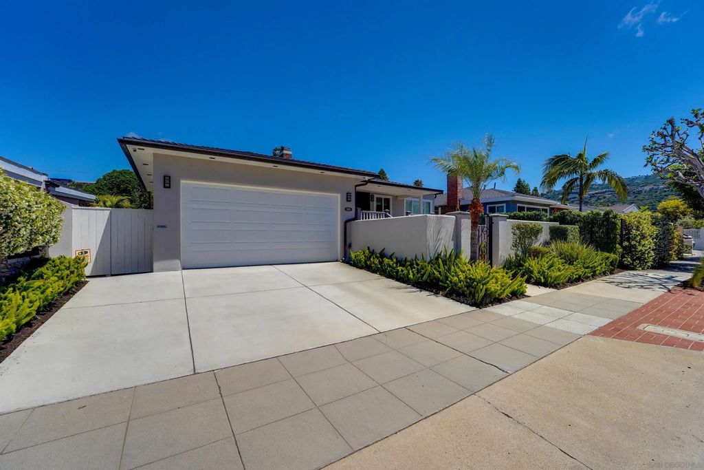 8139 Paseo Del Ocaso, La Jolla