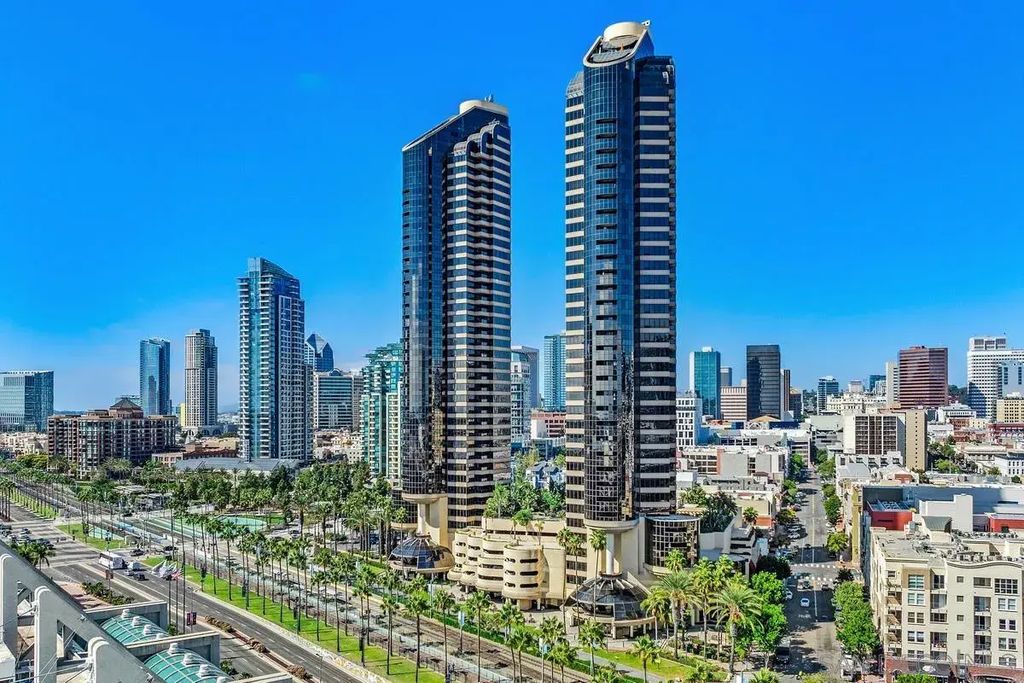200 Harbor Dr 302, DOWNTOWN
