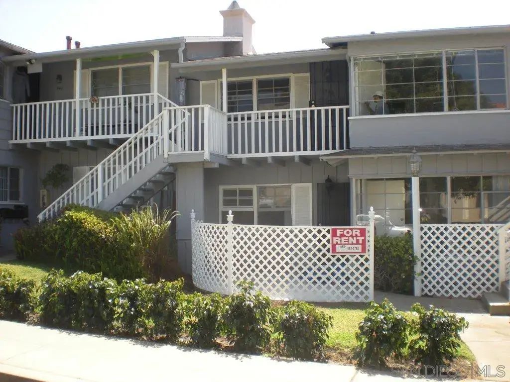 445 Mesa Way 445, La Jolla