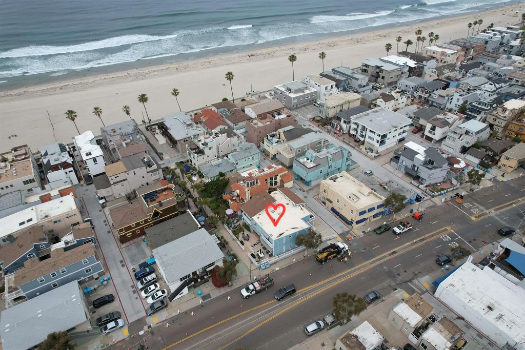 732 Deal Court #a, MISSION BEACH