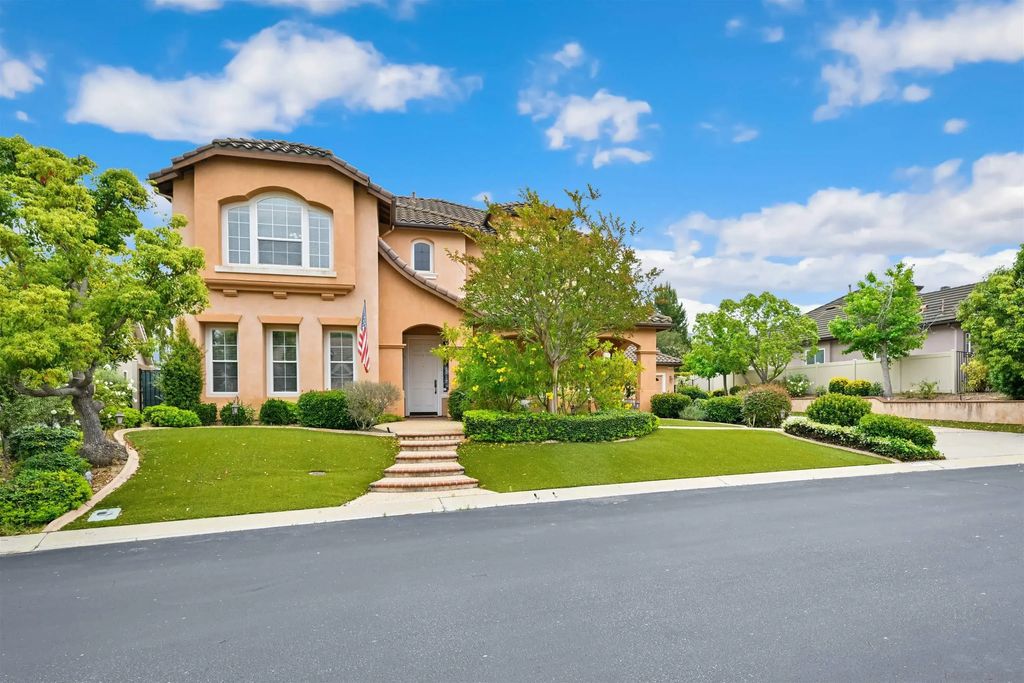 2116 Kirkcaldy, Fallbrook
