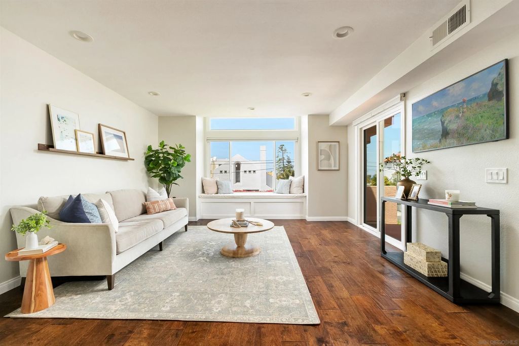6721 Draper Ave, La Jolla