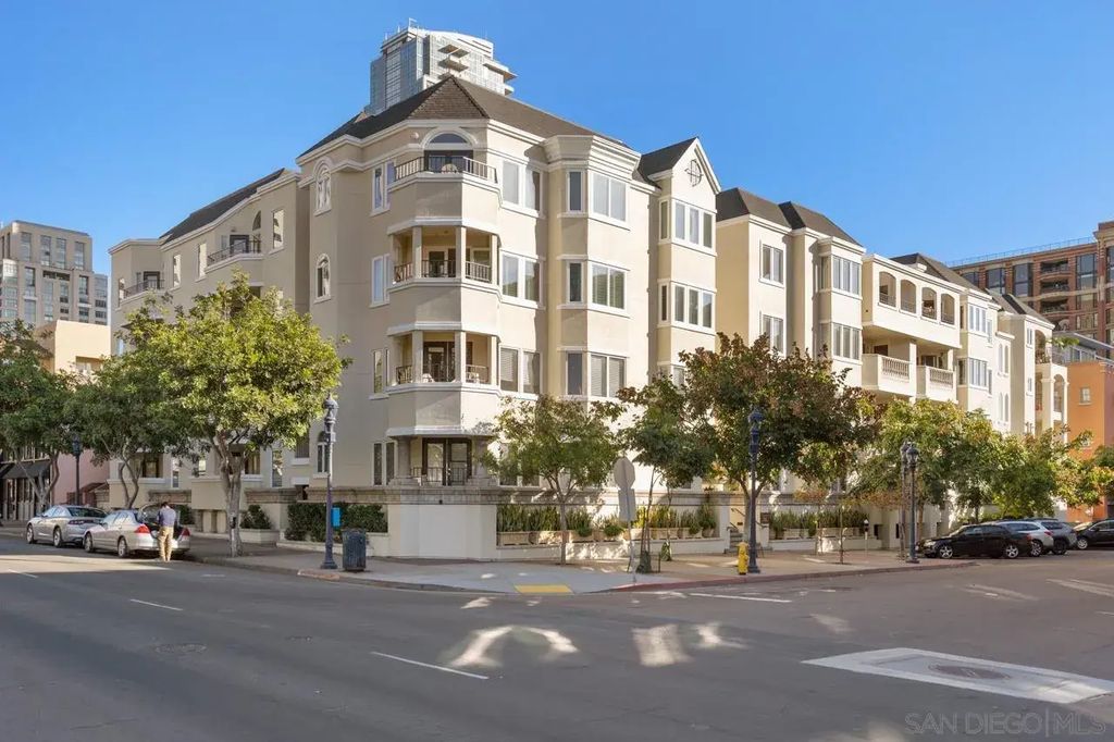 655 Columbia St 108, DOWNTOWN