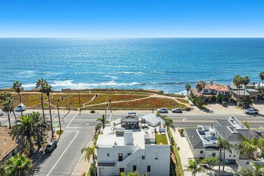 5390 Carlsbad Boulevard, Carlsbad