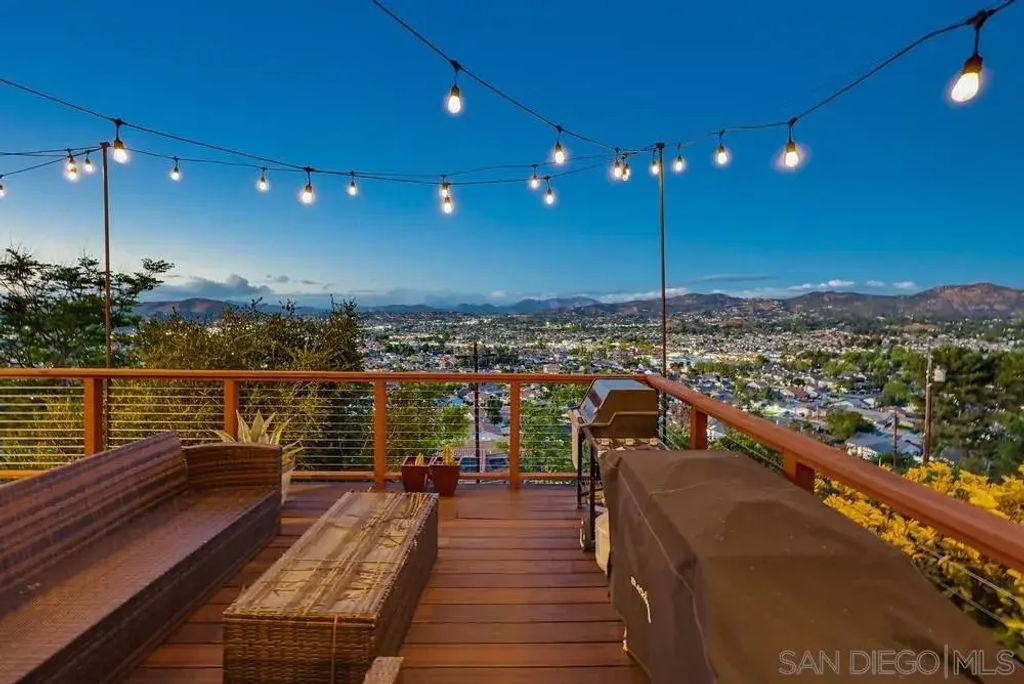 1384 Merritt Ter, El Cajon