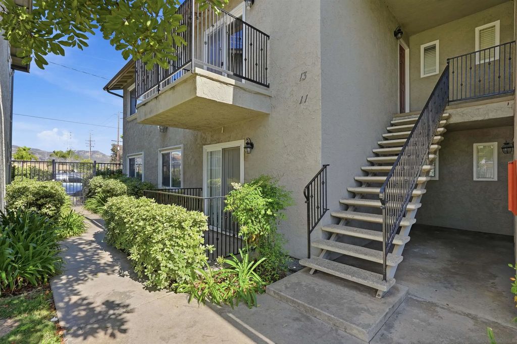 1490 Naranca Ave. 11, El Cajon
