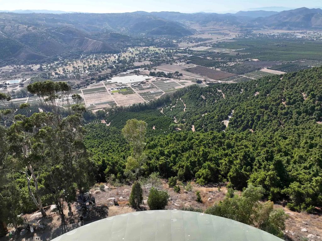 Avenida De Las Estrellas 30, Pauma Valley