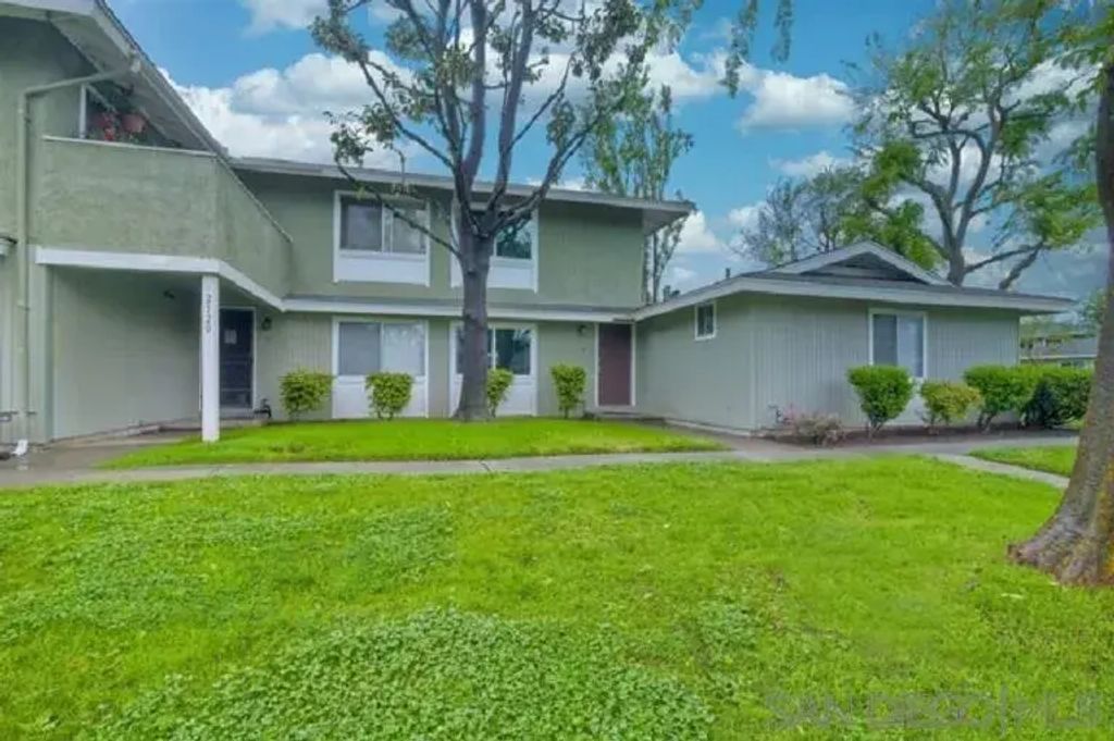 2520 Wanek Rd B, Escondido
