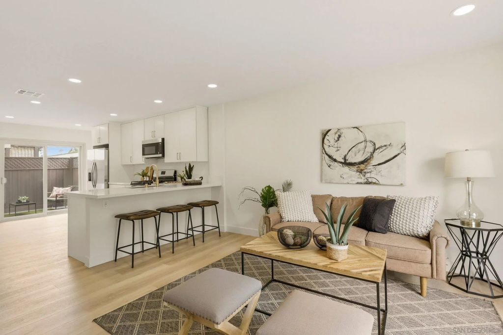 415 Woodlawn Ave D, Chula Vista