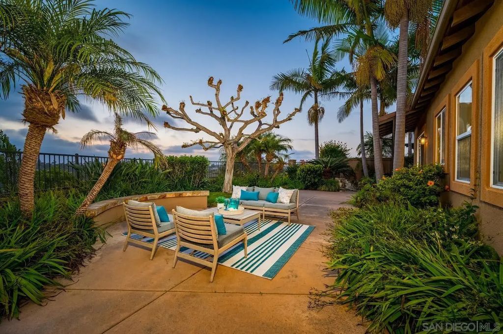 1349 Ranch Rd, Encinitas