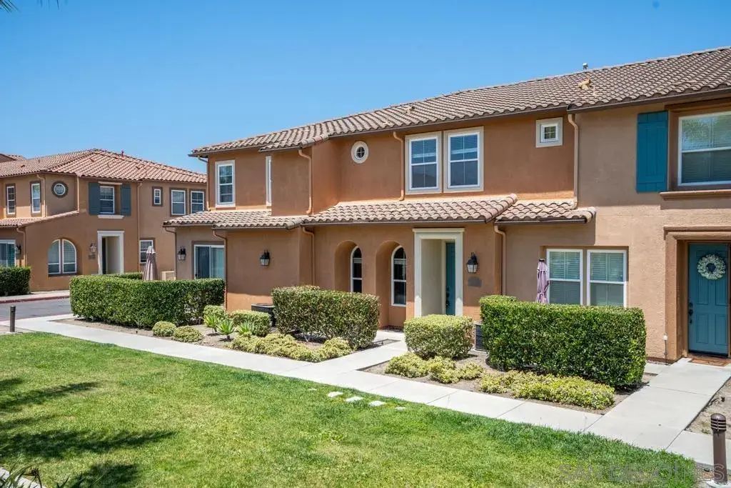 17059 Calle Trevino, Unit 5, RANCHO BERNARDO