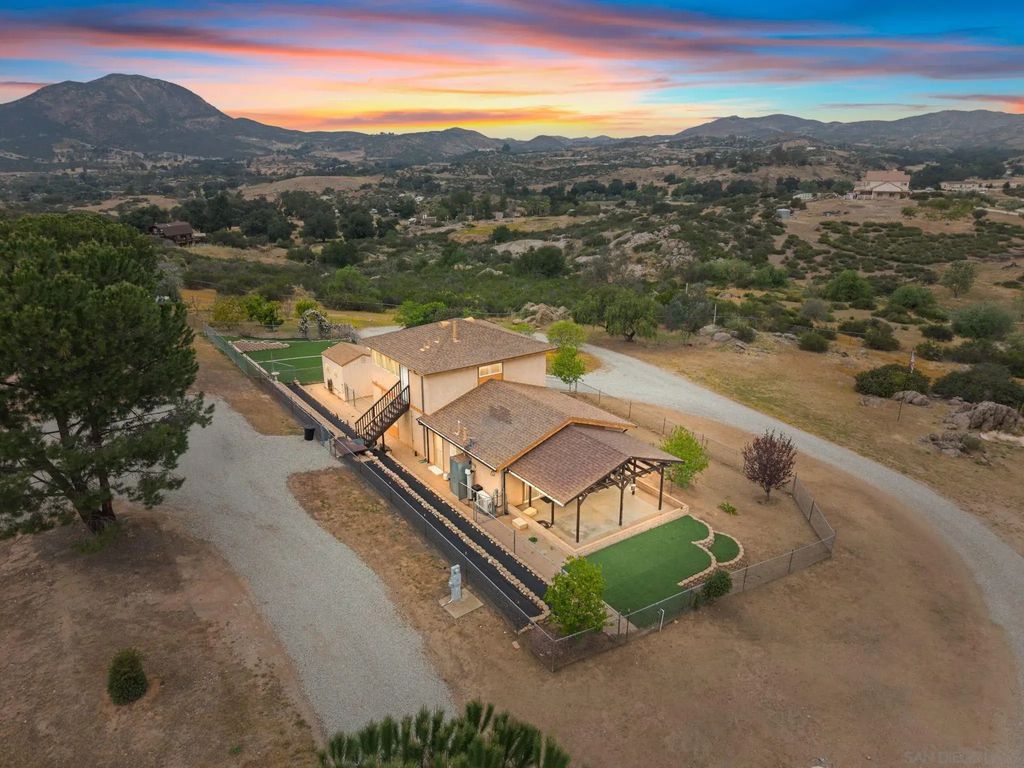 39260 Grassy Road, Temecula