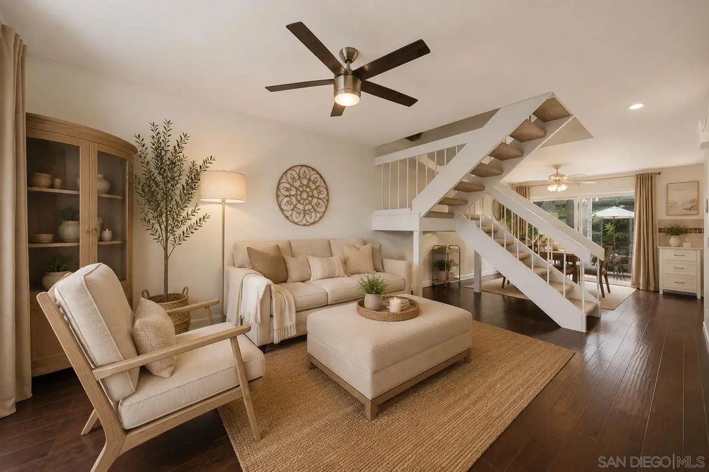 10320 Del Coronado Ln, Santee