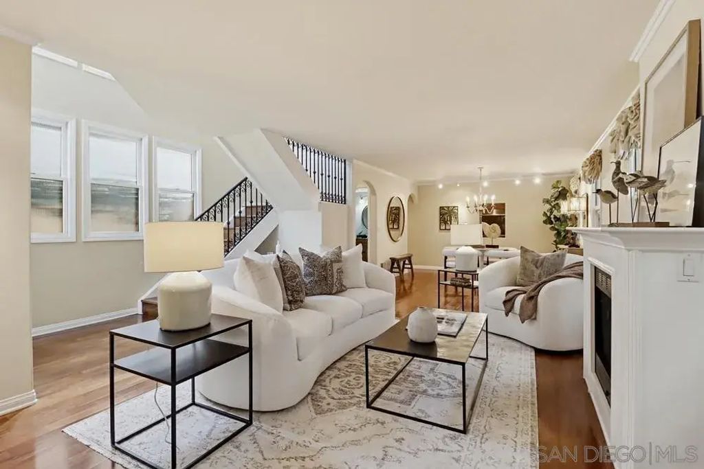 313 I Ave, Coronado