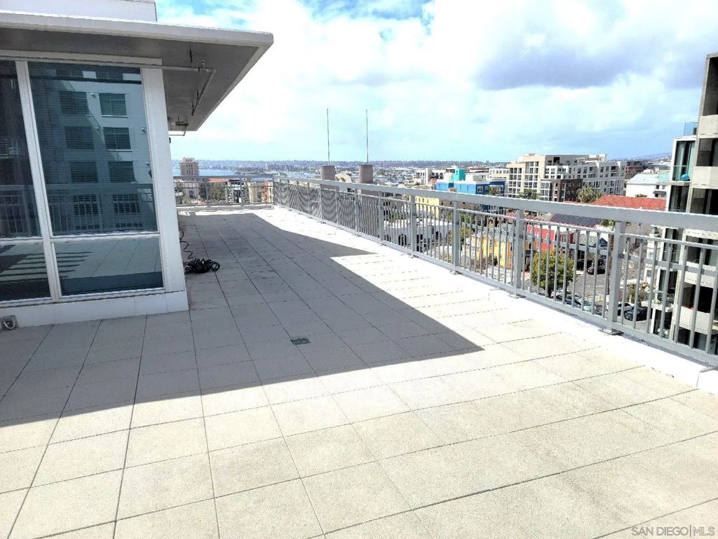 1580 Union St 705, DOWNTOWN