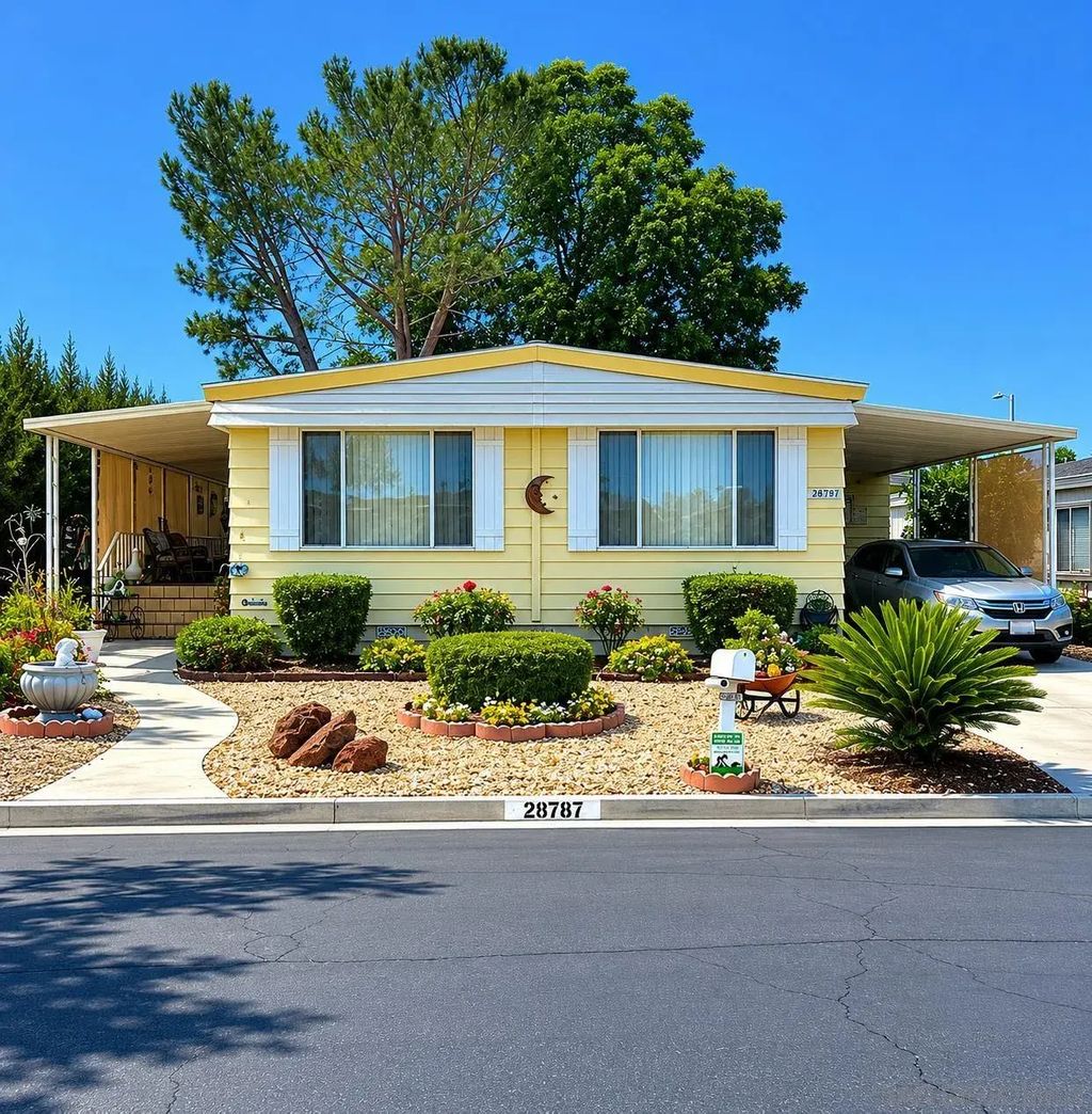 28787 Via Roja, Murrieta